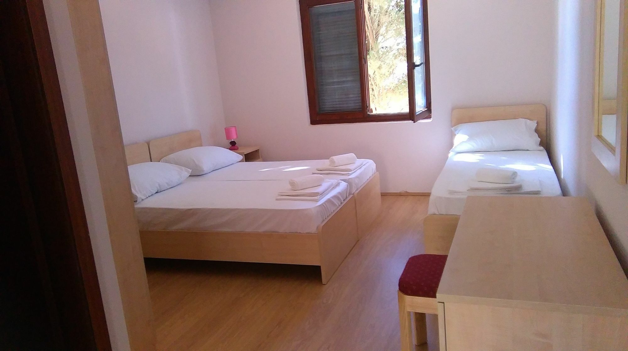 Resort Village T.N. Milna Vis Zewnętrze zdjęcie